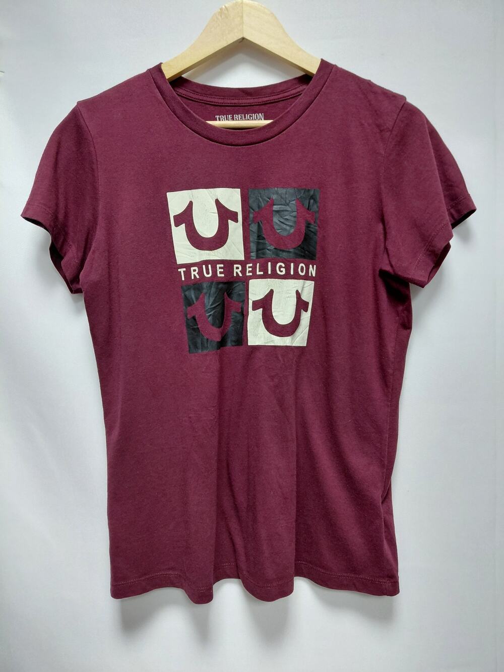 TRUE RELIGION Brand Graphic Print T-Shirt Burgundy Knit Size Medium